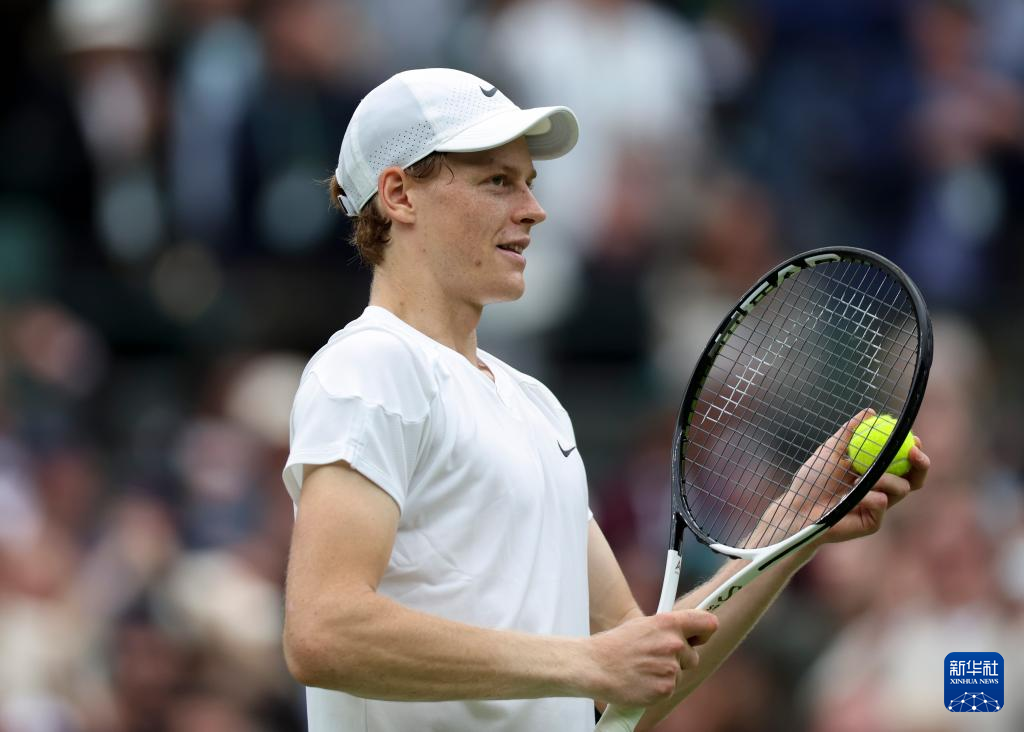 罗马诺：尽管有关于曼联截胡的传闻 但约克雷斯及经纪人依然只考虑阿森纳