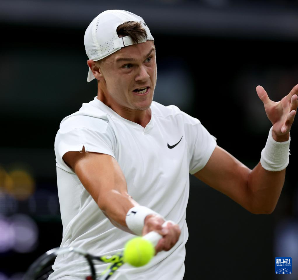 全球市场竞 全球市场竞